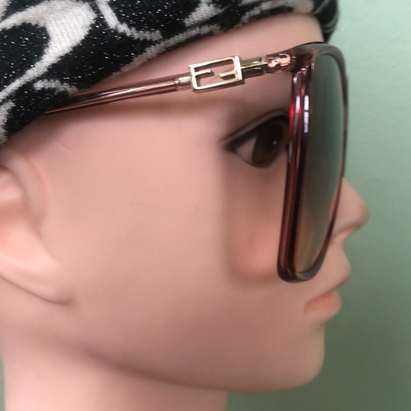 Fendi Oversized Sunglasses NWOT - Picture 5 of 8